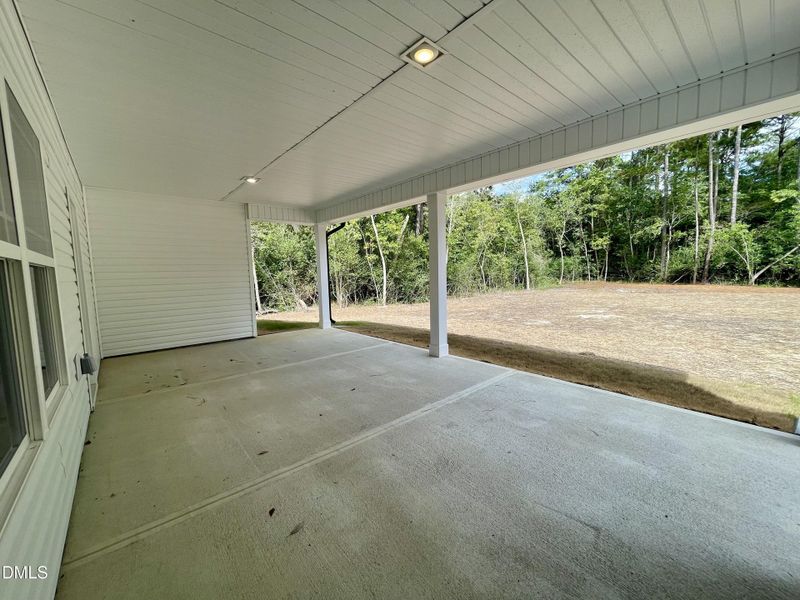 26 Covered Patio 26 Covered Patio