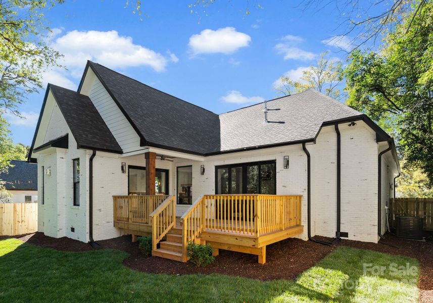 Image 47 of a home in . Image 47 of a home in .