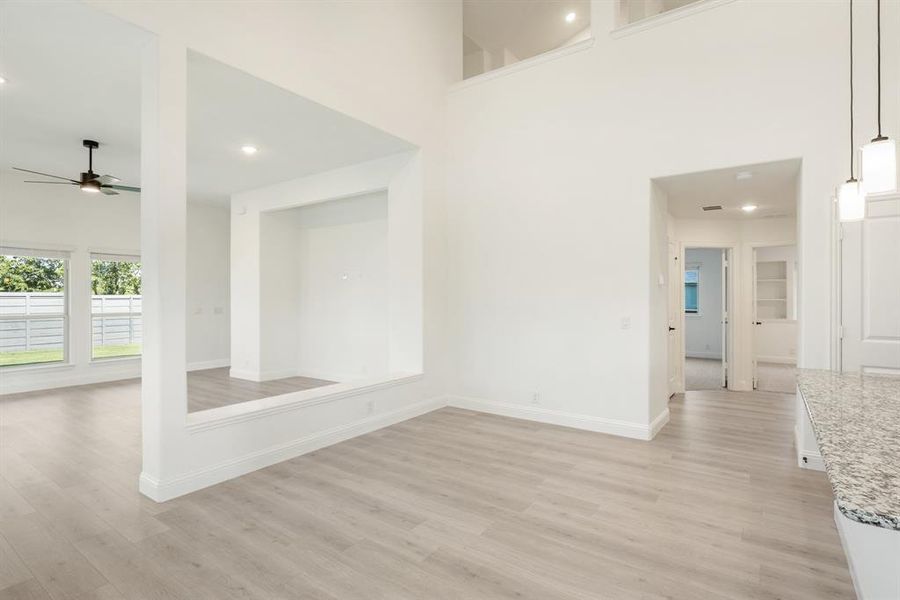 Spacious, unfurnished interior of a new home in Union Park Classic 60, Little Elm (Image 30). Spacious, unfurnished interior of a new home in Union Park Classic 60, Little Elm (Image 30).