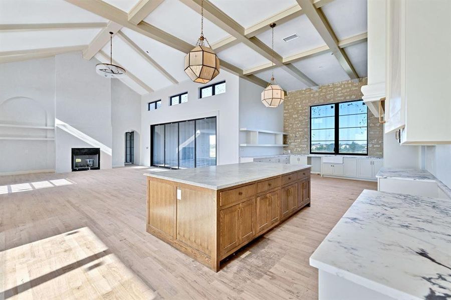 Community amenities in , Krum (Image 20).