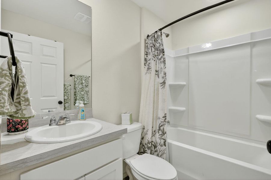 Furnished interior view inside a new home in , Port St. Lucie (Image 14).