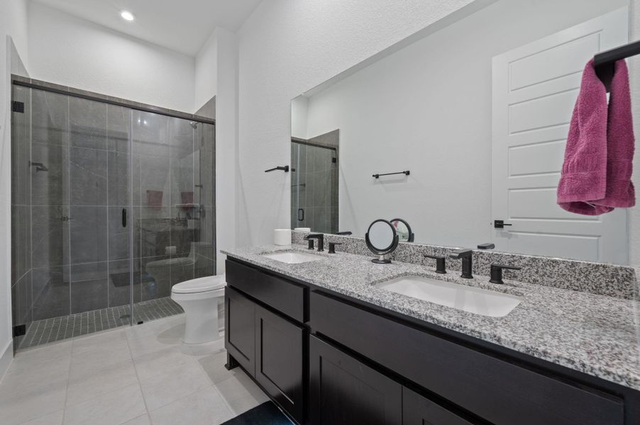 Furnished interior view inside a new home in , Liberty Hill (Image 25). Furnished interior view inside a new home in , Liberty Hill (Image 25).