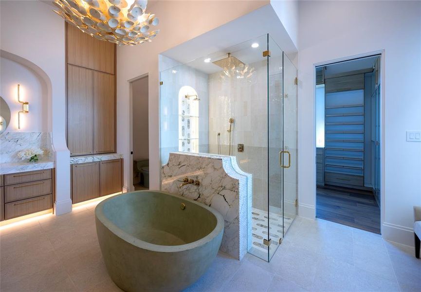 Furnished interior view inside a new home in , Southlake (Image 19).