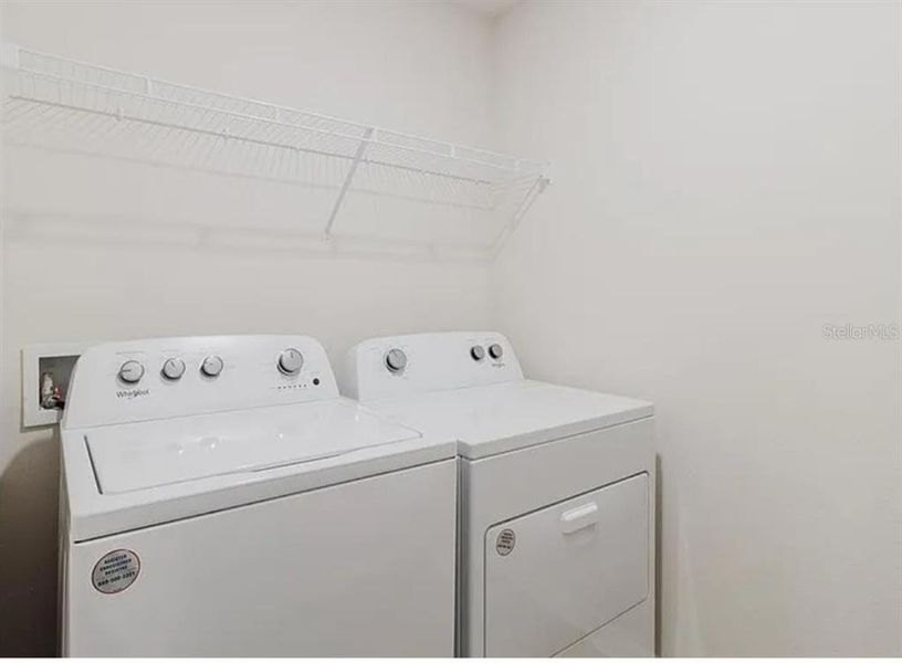 Close-up of interior finishes inside a home in Silverstone North, Palmetto (Image 9).