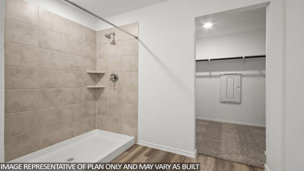 Image 10 of a home in Venetian Pines.