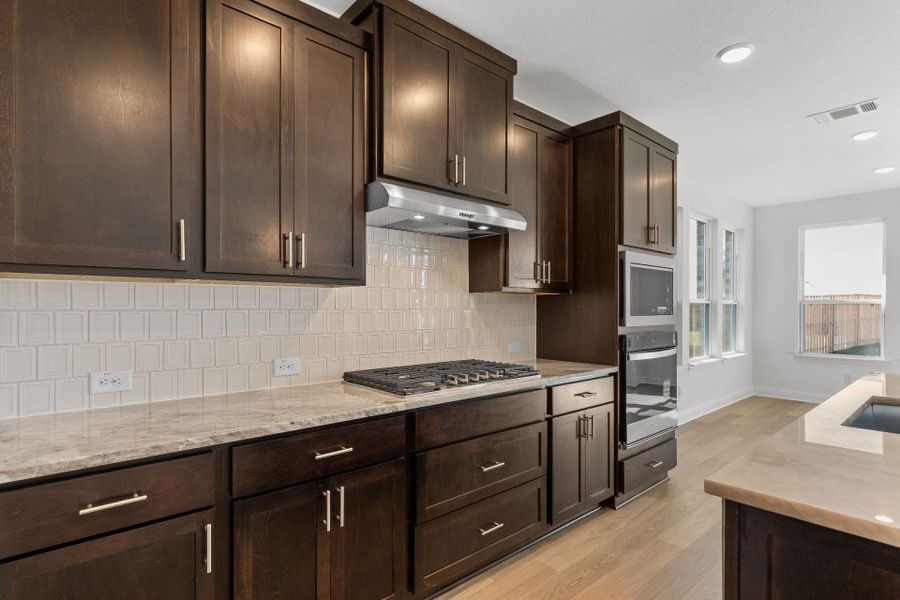 Stunning finishes in Light & Bright Kitchen