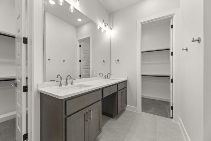 Furnished interior view inside a new home in The Highlands, Rockwall (Image 17).