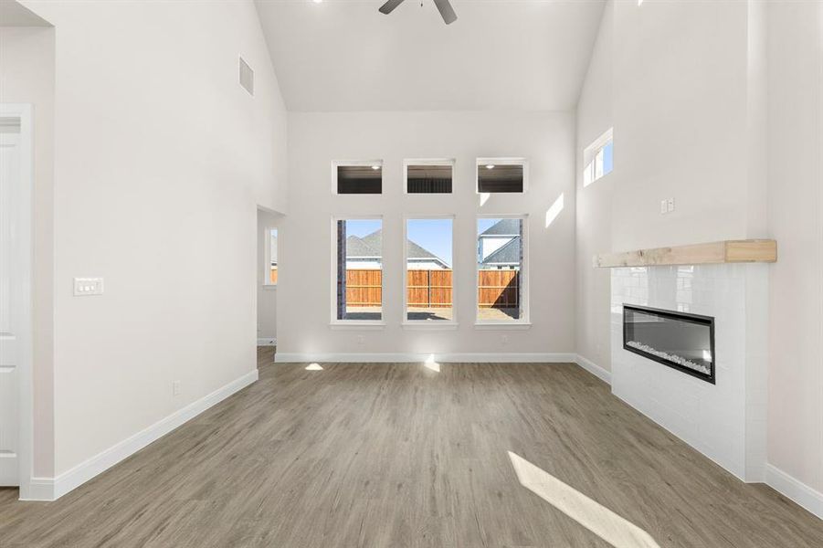 12_13. 1617 Yorkie - Family