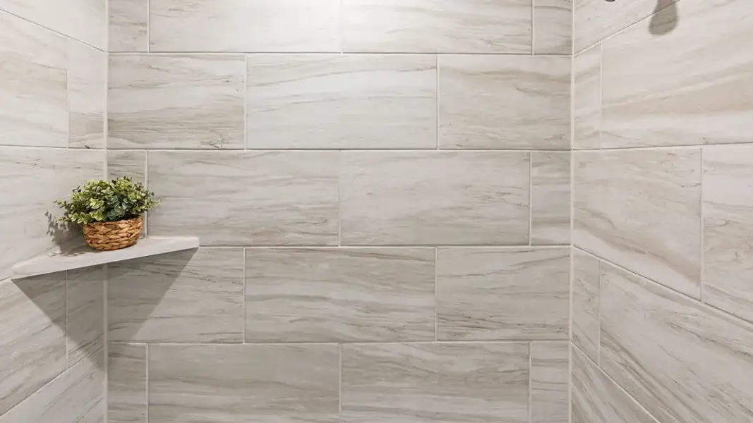 Close-up of interior finishes inside a home in Skybridge, Corpus Christi (Image 18).