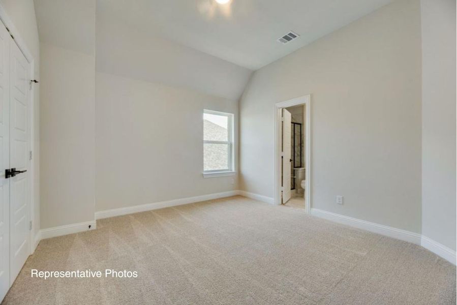 Representative unfurnished interior of a home built from the Grand Lantana by Grand Homes in Cedar Ridge Estates, Grand Prairie (Image 28). Representative unfurnished interior of a home built from the Grand Lantana by Grand Homes in Cedar Ridge Estates, Grand Prairie (Image 28).