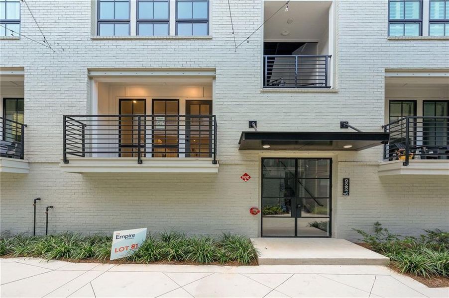 Exterior details and patio area of a home in , Atlanta (Image 15).