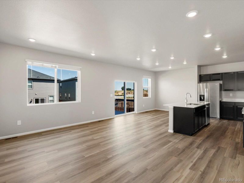 Image 19 of a home in Lake Bluff.