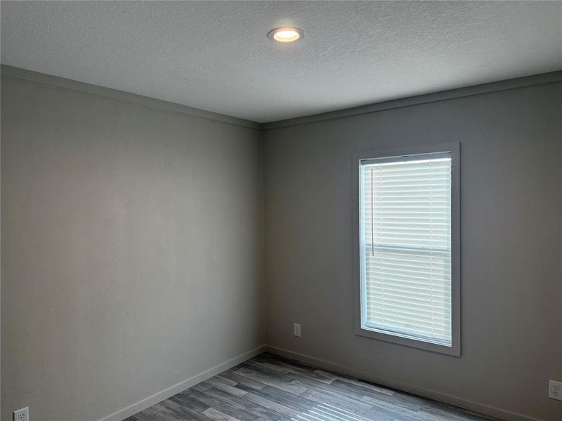 Spacious, unfurnished interior of a new home in , Whitesboro (Image 8).