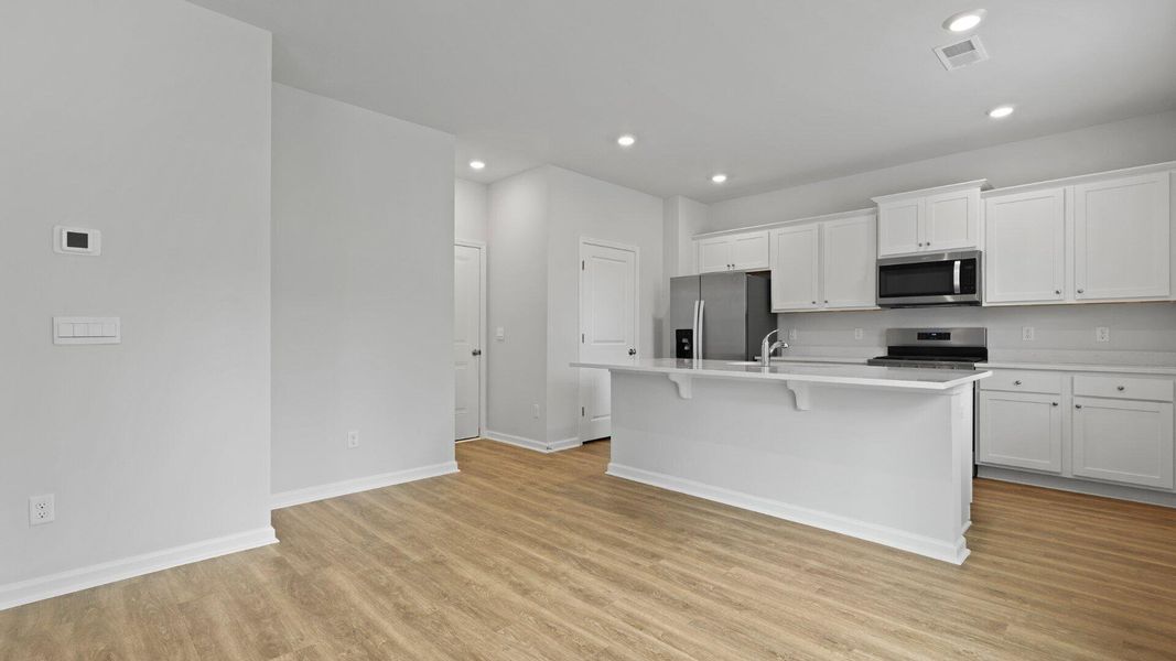 Spacious, unfurnished interior of a new home in Huggins Hill, Manning (Image 29).