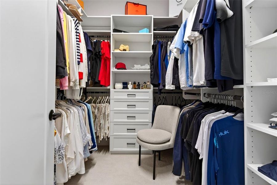 Furnished interior view inside a new home in , Venice (Image 53).