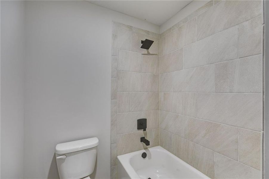 Furnished interior view inside a new home in Liberty Station, Bremen (Image 14).