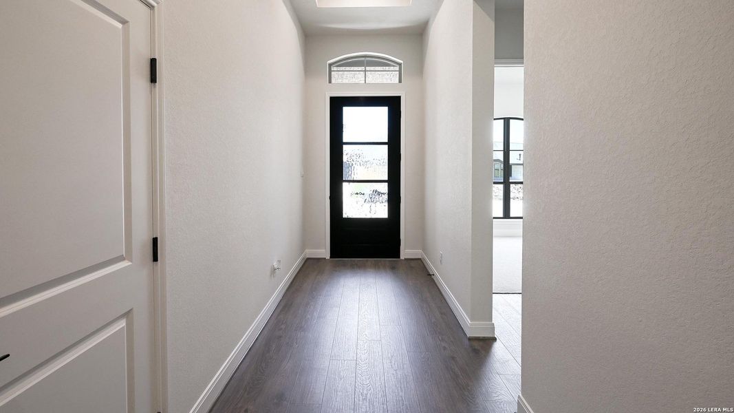 Spacious, unfurnished interior of a new home in Meadows of Mill Creek, Seguin (Image 17). Spacious, unfurnished interior of a new home in Meadows of Mill Creek, Seguin (Image 17).
