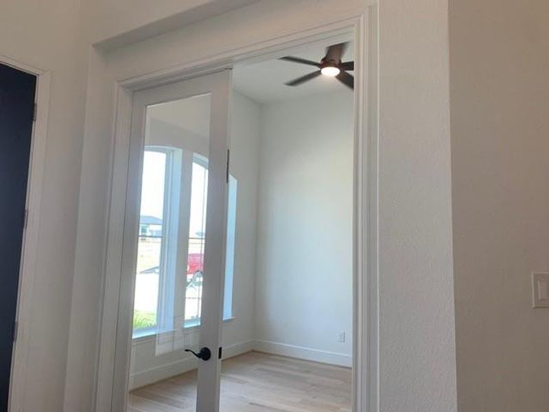 Spacious, unfurnished interior of a new home in Dunham Pointe, Cypress (Image 36).