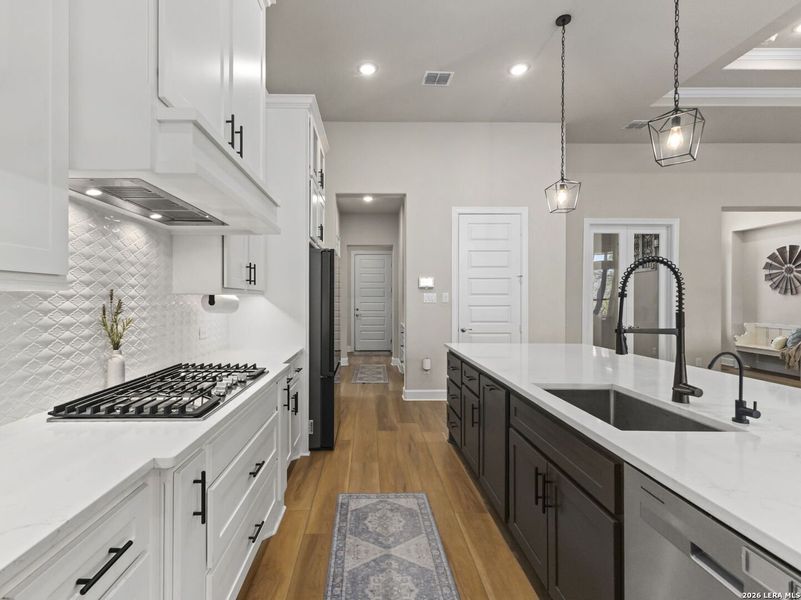 Furnished interior view inside a new home in Potranco Acres, Castroville (Image 16).