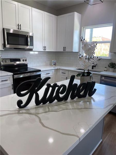 Furnished interior view inside a new home in , Lavonia (Image 17). Furnished interior view inside a new home in , Lavonia (Image 17).