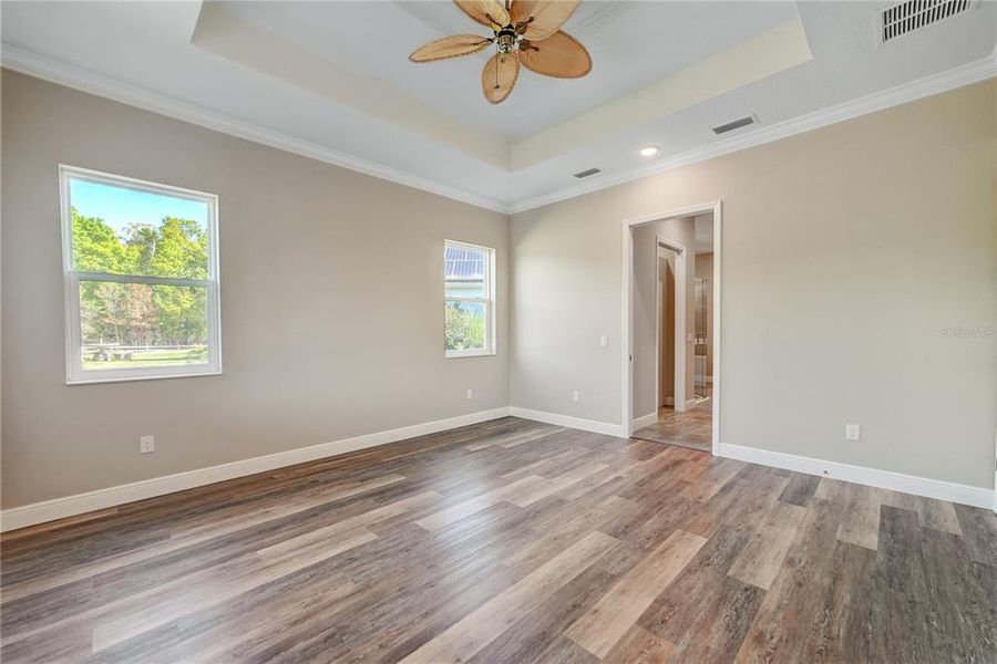 Spacious, unfurnished interior of a new home in , Lady Lake (Image 30).