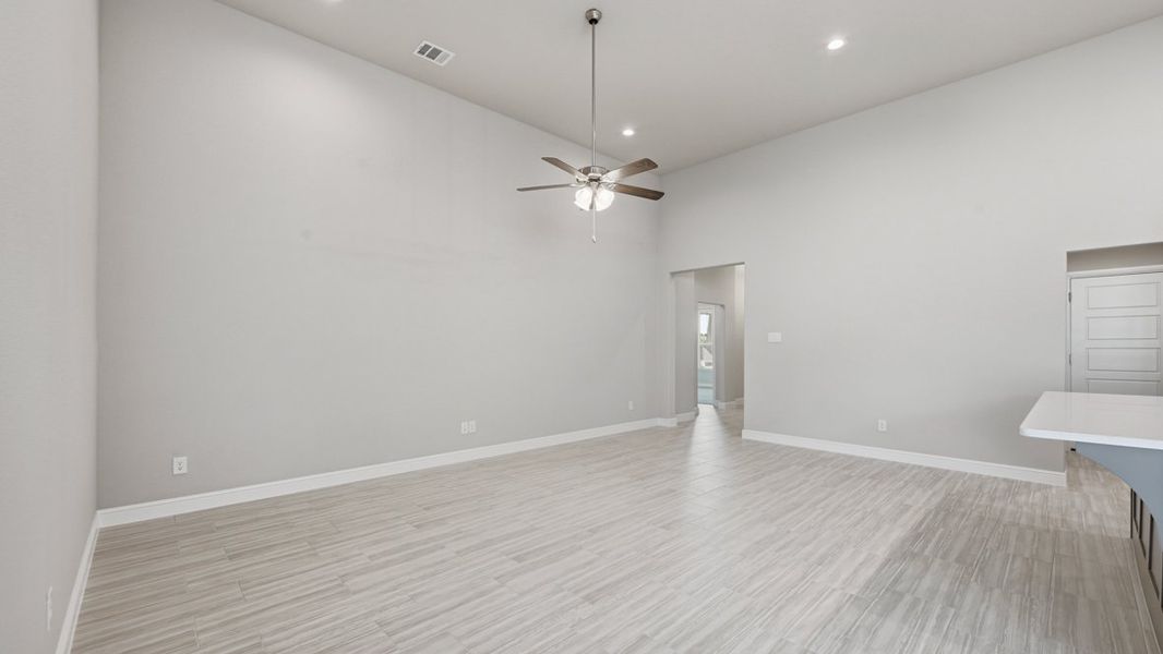 Spacious, unfurnished interior of a new home in Treeline, Justin (Image 21). Spacious, unfurnished interior of a new home in Treeline, Justin (Image 21).
