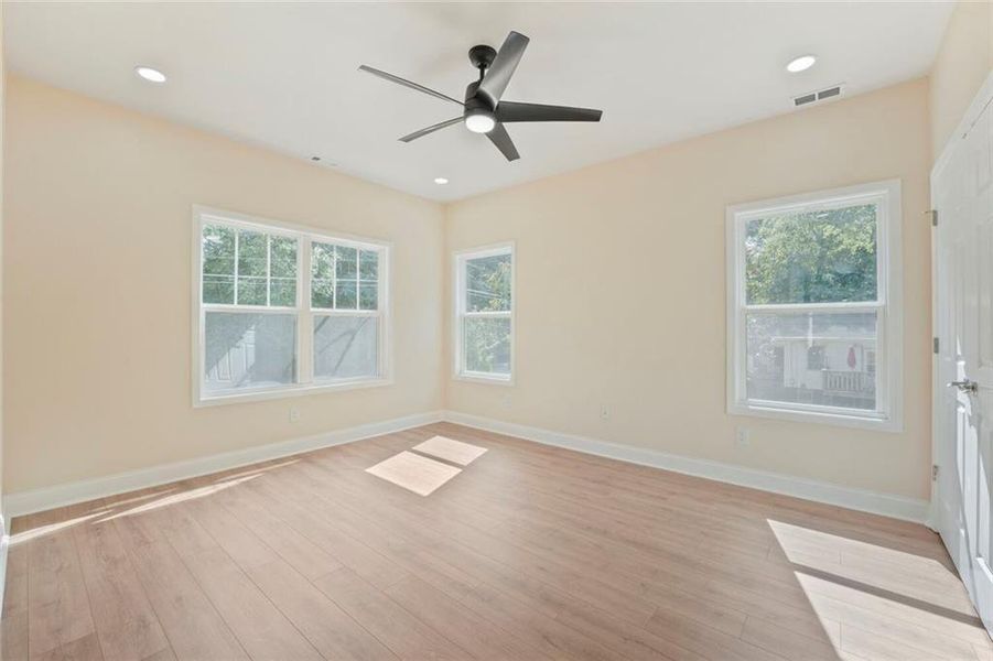 Spacious, unfurnished interior of a new home in , Atlanta (Image 15). Spacious, unfurnished interior of a new home in , Atlanta (Image 15).