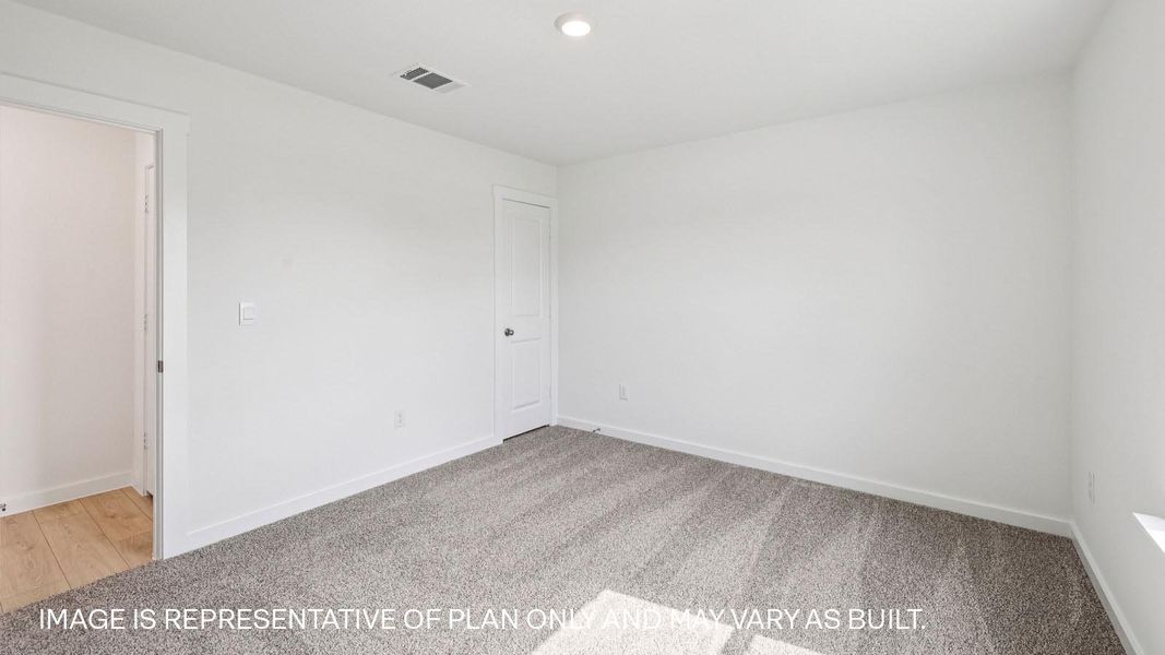 Spacious, unfurnished interior of a new home in Monarch Ranch, Manor (Image 17).