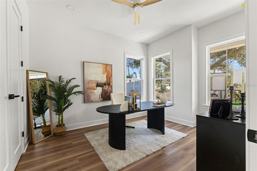 Furnished interior view inside a new home in , Seminole (Image 25).