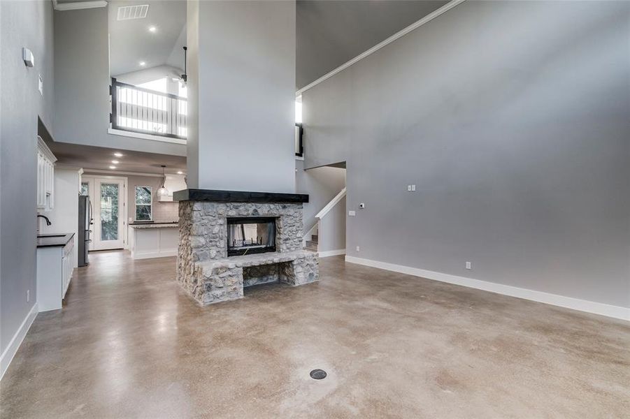 Spacious, unfurnished interior of a new home in , Ennis (Image 23).