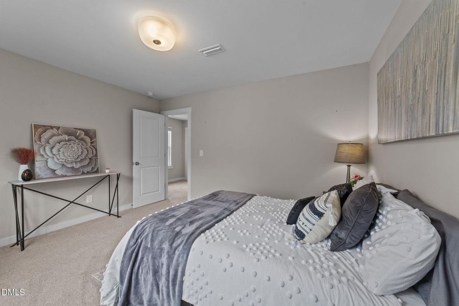 37-web-or-mls-VB4A2300