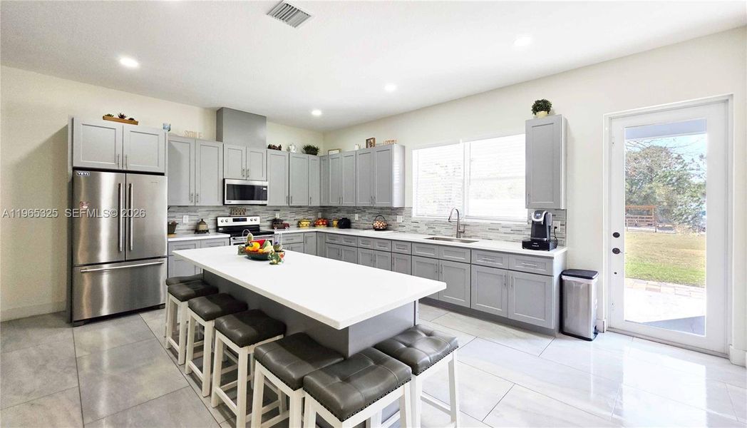 Furnished interior view inside a new home in , Clewiston (Image 9).