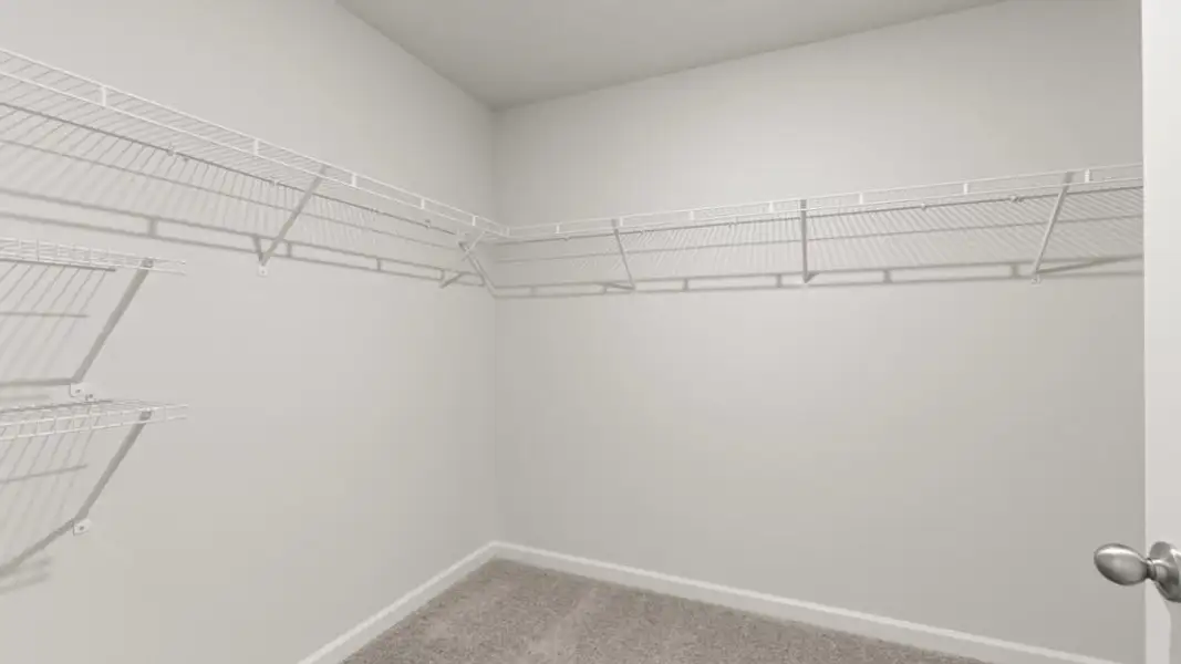 Spacious, unfurnished interior of a new home in Creekview, Atlanta (Image 21).