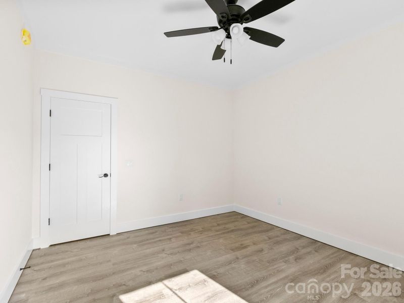 Spacious, unfurnished interior of a new home in , Candler (Image 27).