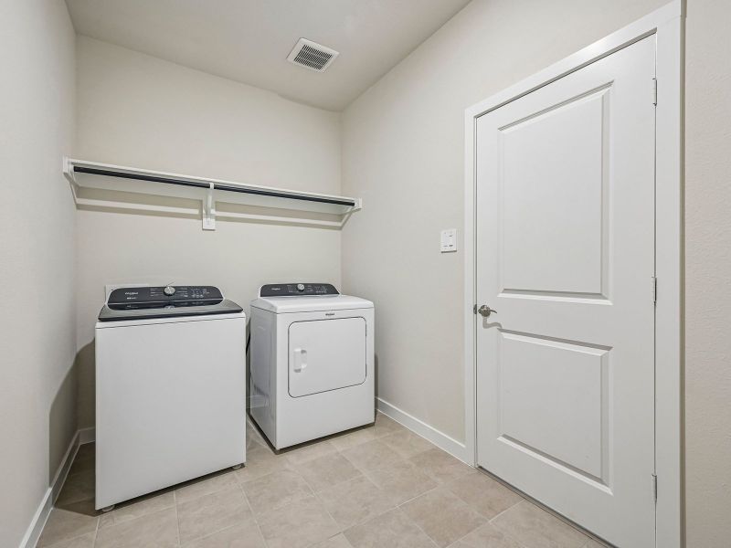 Image 17 of a home in Parks at Foster Crossing - Premier Series. Image 17 of a home in Parks at Foster Crossing - Premier Series.