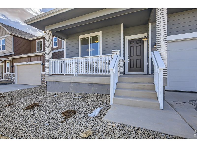 Exterior details and patio area of a home in Country Club Reserve, Fort Collins (Image 3). Exterior details and patio area of a home in Country Club Reserve, Fort Collins (Image 3).