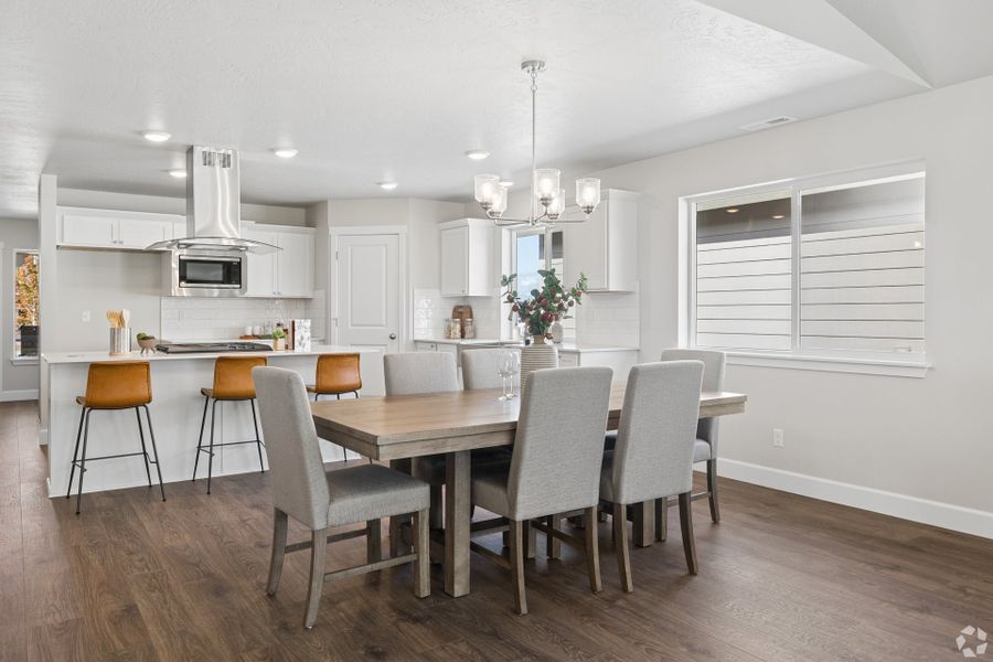 Furnished interior view inside a new home in IronHorse, Prineville (Image 10).