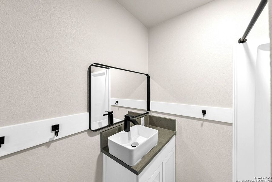 Image 30 of a home in .