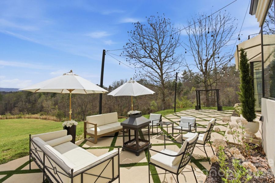 Community amenities in , Mars Hill (Image 43). Community amenities in , Mars Hill (Image 43).