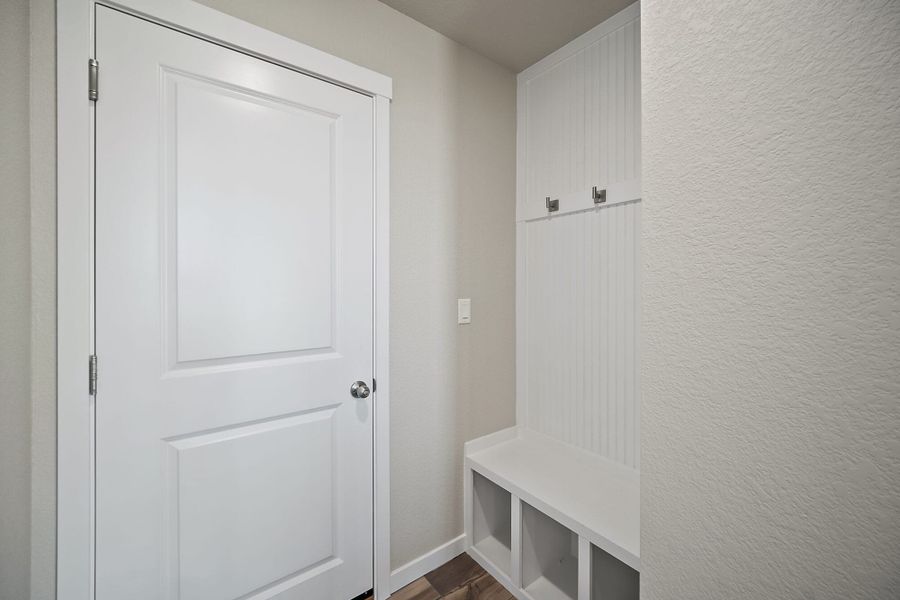 Spacious, unfurnished interior of a new home in The Glen-12, Colorado Springs (Image 31).