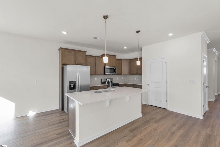 Furnished interior view inside a new home in Lynbrook, Boiling Springs (Image 8).