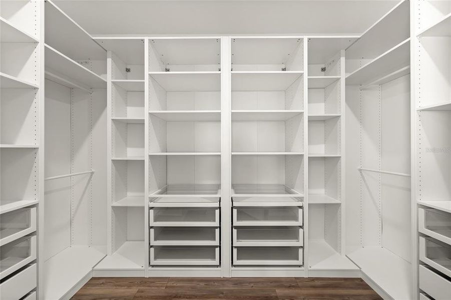 Furnished interior view inside a new home in , Winter Garden (Image 39).