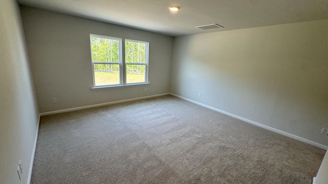 Spacious, unfurnished interior of a new home in Watson Hill, Summerville (Image 39).
