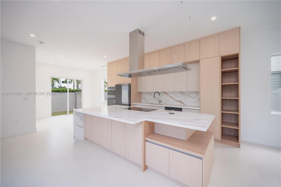 Furnished interior view inside a new home in , Doral (Image 7).