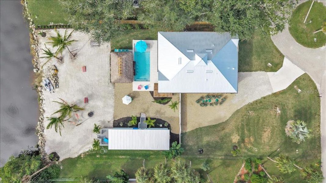 Community amenities in , North Fort Myers (Image 66).