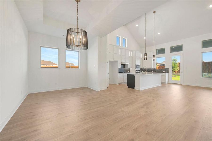 Spacious, unfurnished interior of a new home in Monterra - Classics, Fate (Image 32). Spacious, unfurnished interior of a new home in Monterra - Classics, Fate (Image 32).