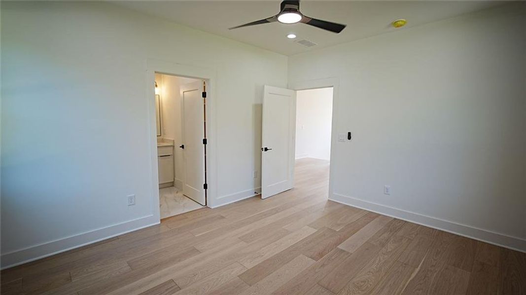 Spacious, unfurnished interior of a new home in , Flowery Branch (Image 33).