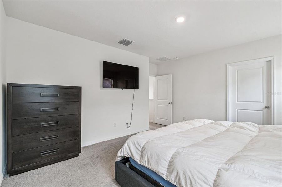 Furnished interior view inside a new home in Westgate at Avalon Park, Wesley Chapel (Image 69).