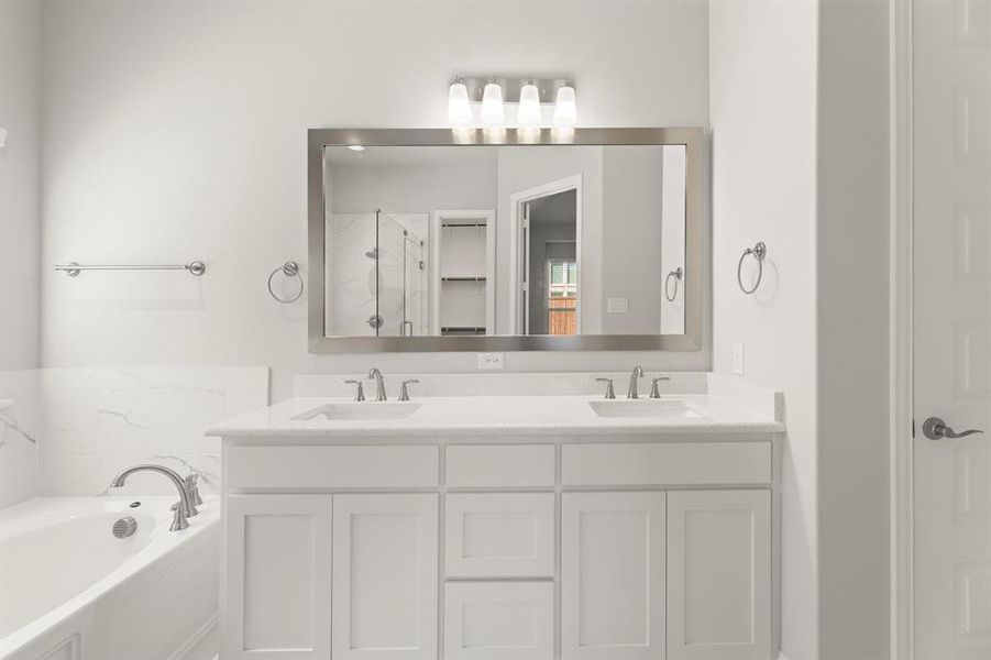 21. 3800 Lochwood - Bath (2)