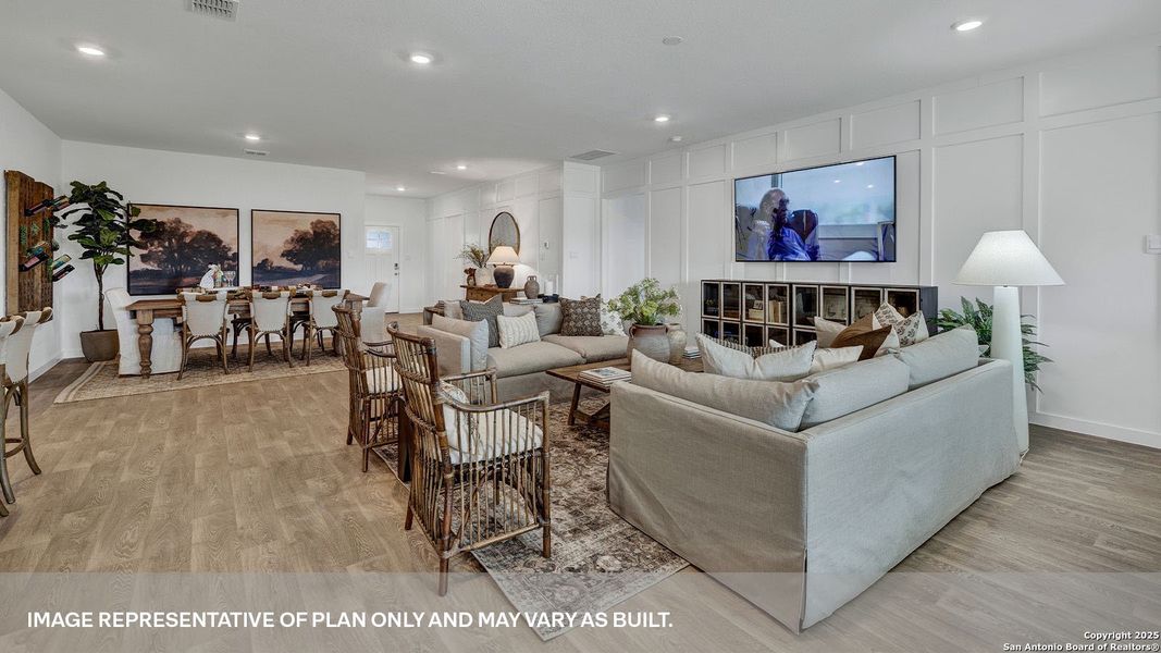 Furnished interior view inside a new home in Sonoma Oaks, Fredericksburg (Image 39).